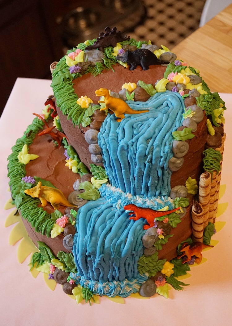 Dinosaur Jungle Island Birthday Cake | Mayhem in the Kitchen!